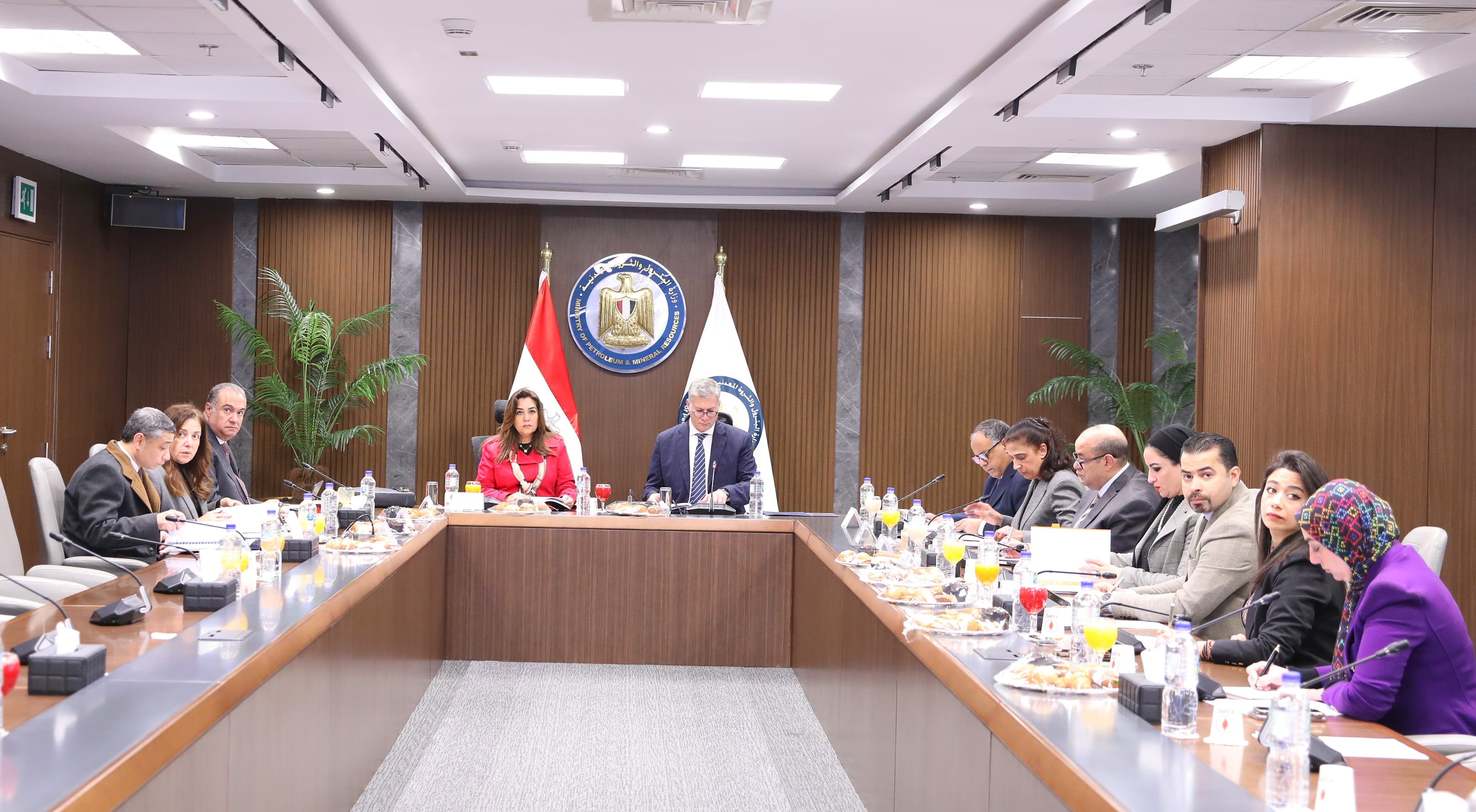 وزير البترول : الالتزام بسداد مستحقات الشركاء وتحفيزهم لدفع معدلات الإنتاج